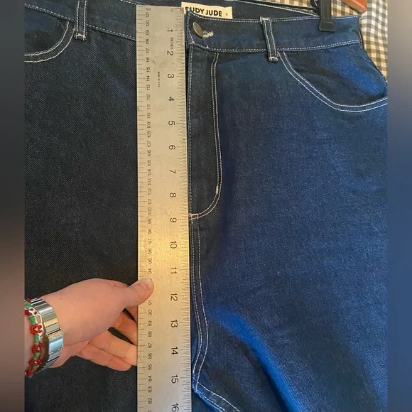 [SOLD] RUDY JUDE 5-pocket flares sz 6 - Picture 8 of 11